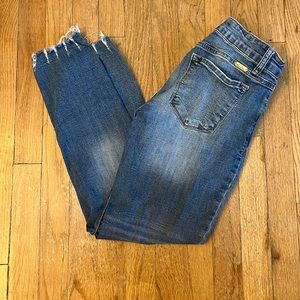 Kancan’s, medium wash, 28